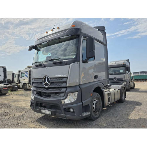 Mercedes-Benz Actros 4x2 Седельный тягач Actros 1845LS 4x2 Седельный тягач