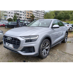 Audi Q8 55 TFSI quattro tiptronic