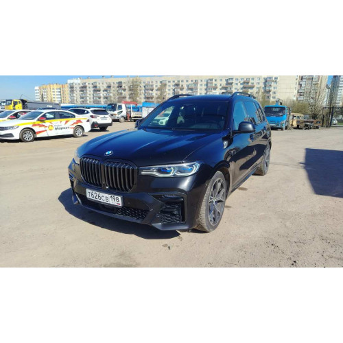 BMW X7 M50d