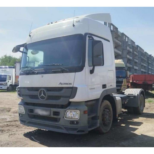 Mercedes-Benz Actros 4x2 Седельный тягач Actros 1844LS 4x2 Седельный  тягач
