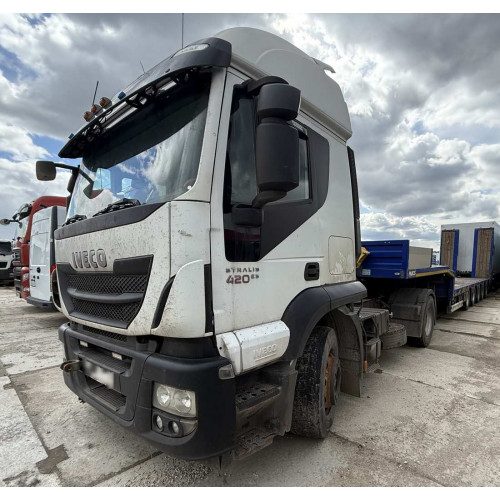 IVECO STRALIS 4x2 седельный тягач STRALIS 4x2 седельный тягач