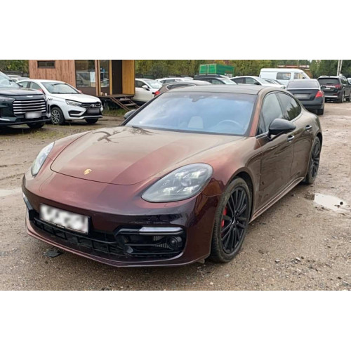 PORSCHE Panamera GTS