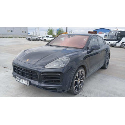 PORSCHE Cayenne Coupe