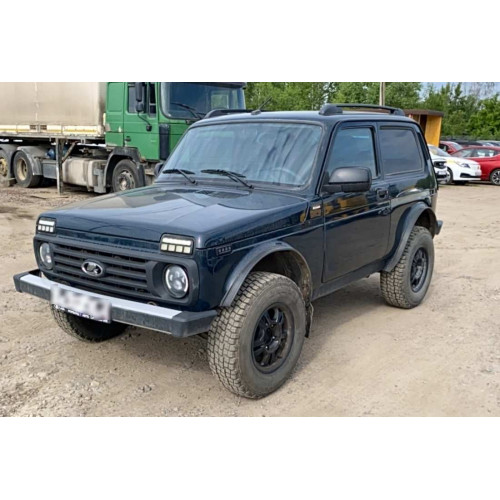 LADA Niva Legend Bronto Luxe 1.7 5MT LADA Niva Legend Bronto Luxe 1.7 5MT