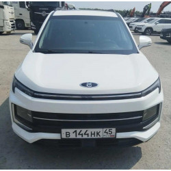 Москвич 3 1,5 CVT Стандарт