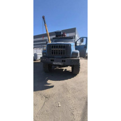 Ural NEXT 4320 6x6 Бортовой с КМУ 483B-20 (Дизельный, 6,7 л, 285 л.с., МТ)