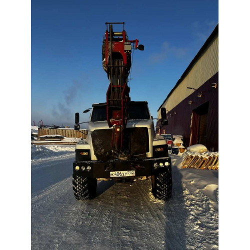 Челябинский механический завод (ЧМЗ) КС-5573* на шасси Ural NEXT 4320 6x6 Автокран 6929H0-1 (Дизельный, 6,7 л, 272л.с., МТ) Челябинский механический завод (ЧМЗ) КС-5573* на шасси Ural NEXT 4320 6x6 Автокран 6929H0-1 (Дизельный, 6,7 л, 272л.с., МТ)