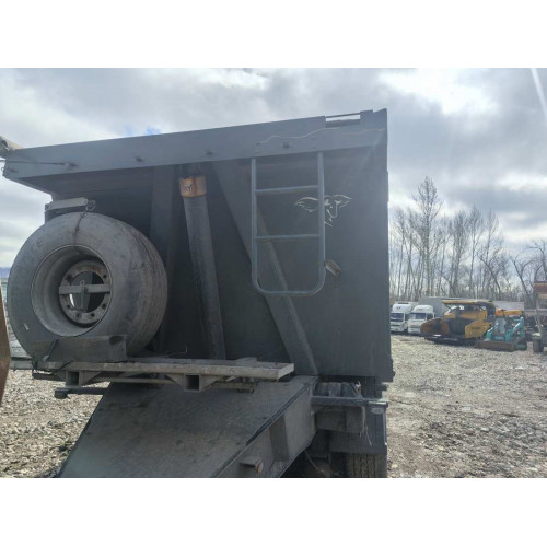 Mega MPT 003 Прицеп самосвальный MPT 003