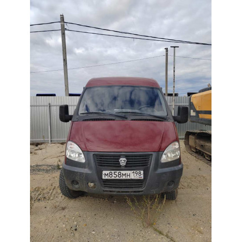 GAZ SOBOL Цельнометаллический 27527-773 (Бензиновый, 2,7 л, 107 л.с. 4WD)