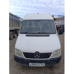 Mercedes-Benz SPRINTER Цельнометаллический 311 (Цельнометаллический, Дизельный, 2,1 л, 109 л.с.)