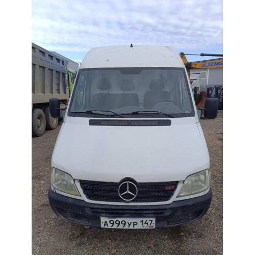 Mercedes-Benz SPRINTER Цельнометаллический 311 (Цельнометаллический, Дизельный, 2,1 л, 109 л.с.)