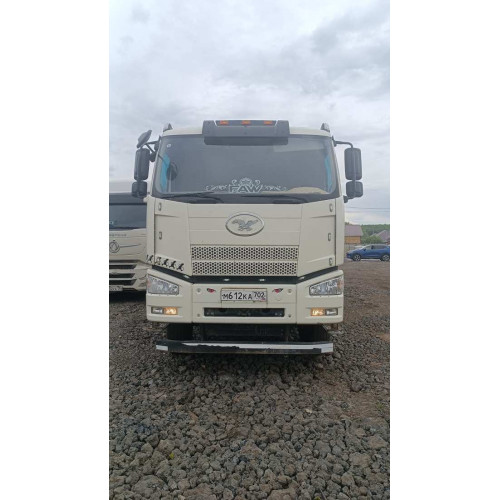 FAW J6 6x4 Зерновоз 558983-41 (Дизельный, 11,1 л, 420 л.с., МТ) FAW J6 6x4 Зерновоз 558983-41 (Дизельный, 11,1 л, 420 л.с., МТ)