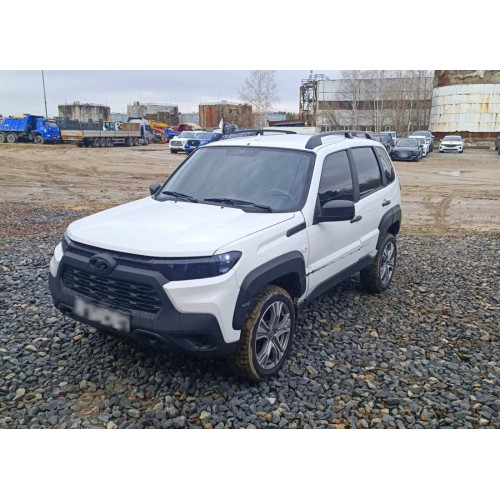 LADA Niva Travel Спецсерия BLACK 80hp 5MT LADA Niva Travel Спецсерия BLACK 80hp 5MT