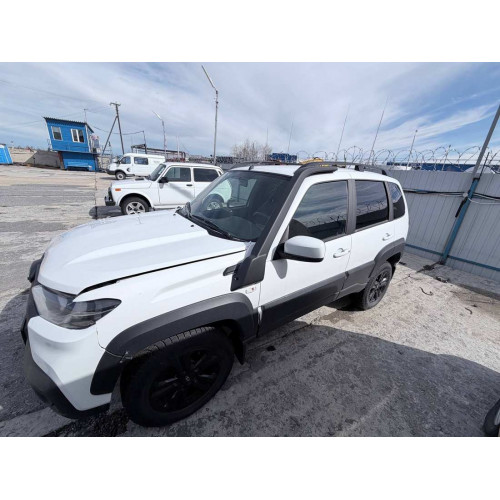 LADA Niva Travel KHL 1.7 80hp 5MT