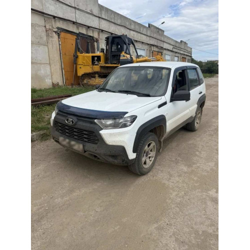 LADA Niva Travel Comfort 1.7 80hp 5MT LADA Niva Travel Comfort 1.7 80hp 5MT