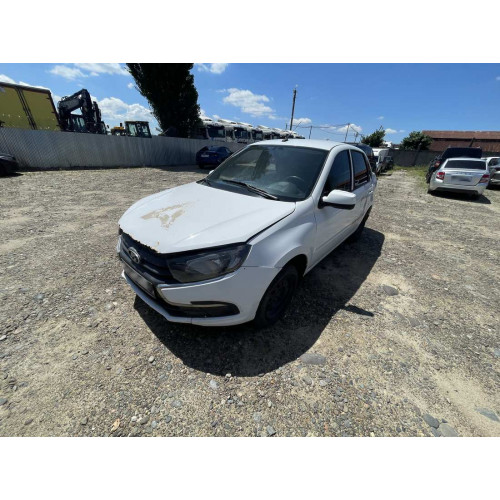 LADA Granta седан Comfort R15 1.6 90hp 5MT LADA Granta седан Comfort R15 1.6 90hp 5MT