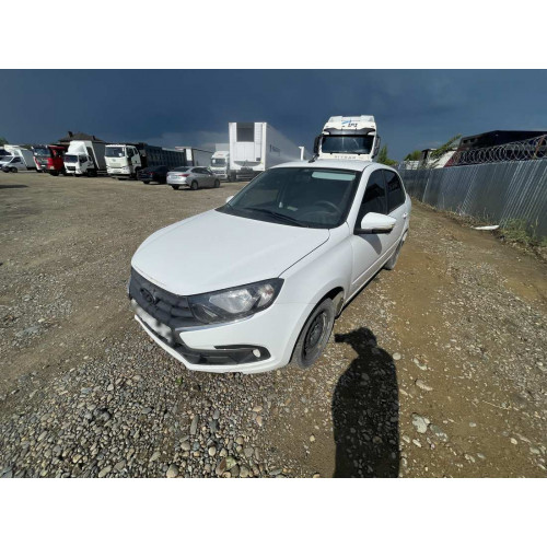 LADA Granta седан Comfort R15 1.6 90hp 5MT LADA Granta седан Comfort R15 1.6 90hp 5MT
