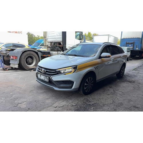 LADA Vesta SW Life 24 1.8 122hp AT