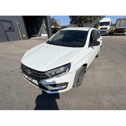 LADA Vesta седан Comfort 24 1.6 106hp 5MT