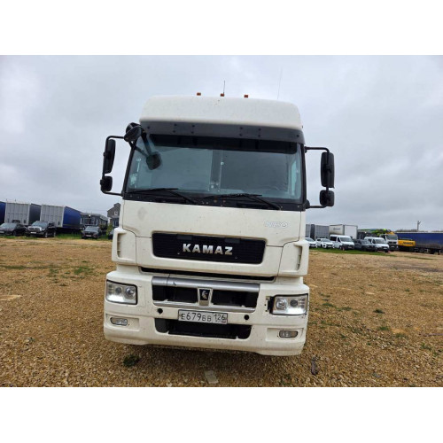 КамАЗ 5490 4x2 Седельный тягач 5490-024-87(S5) (Дизельный, 12,0 л, 401 л.с., МТ)