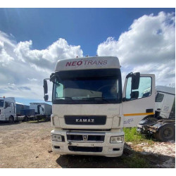 КамАЗ 5490 4x2 Седельный тягач 5490-S5 (Дизельный, 12,0 л, 401 л.с., МТ)