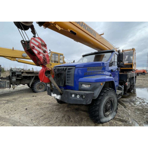 ИВАНОВЕЦ КС-45717-2 на шасси URAL NEXT 4320 6x6 Автокран КС-45717-2