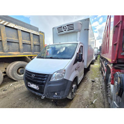 ГАЗ A21R22 Промтоварный фургон