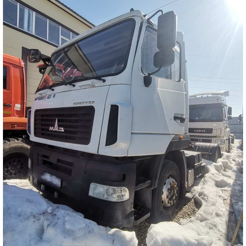 МАЗ 5440 4X2 Седельный тягач МАЗ 5440 4X2 Седельный тягач