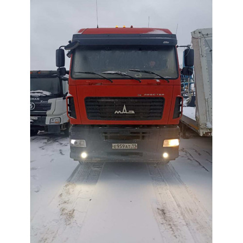 МАЗ 6430 6x4 Седельный тягач 6430С9-520-020 (Дизельный, 11,1 л, 420 л.с., МТ)