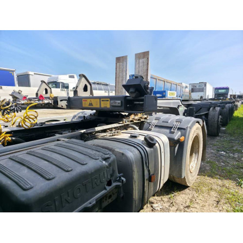 GRUNWALD 9454 Полуприцеп контейнеровоз 4 оси 945430-0000010 GRUNWALD 9454 Полуприцеп контейнеровоз 4 оси 945430-0000010
