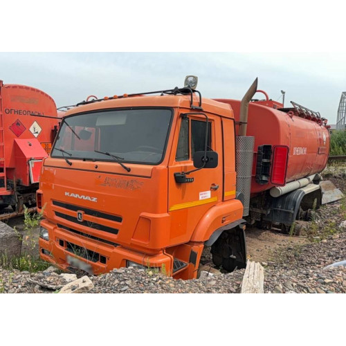 УралСпецТранс 5453* на шасси КамАЗ 6522 6x6 Автоцистерна нефтепромысловая 54535G УралСпецТранс 5453* на шасси КамАЗ 6522 6x6 Автоцистерна нефтепромысловая 54535G