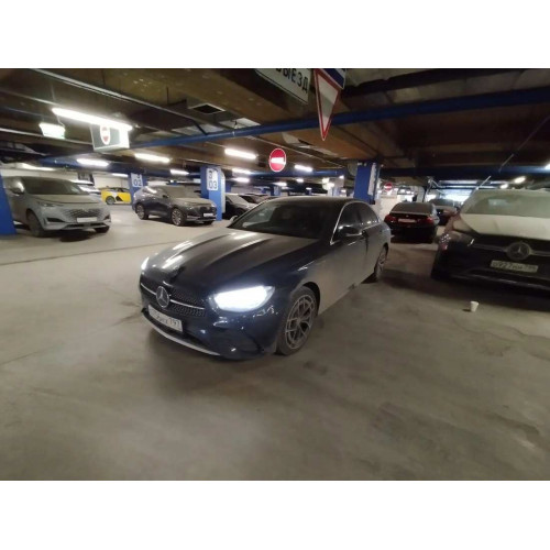 Mercedes-Benz E-CLASS 200 4MATIC Sport