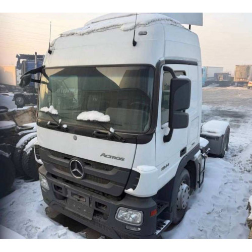 Mercedes-Benz Actros 4x2 Седельный тягач